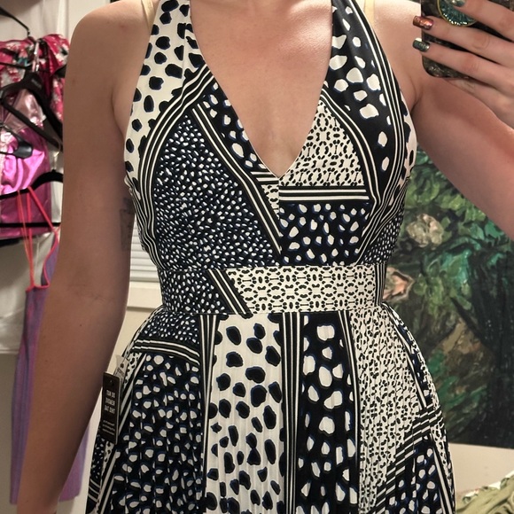 Express Halter Dress - Picture 5 of 13